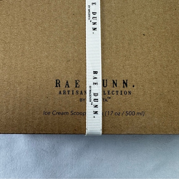 Rae Dunn Ice Cream Ceramic Set 2 Bowls 1 Blue Scoop NWT Sweet Yum Tasty Desert - Picture 7 of 8